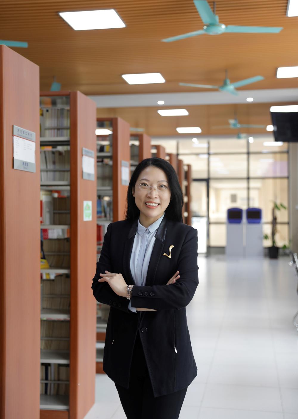 李.jpg
